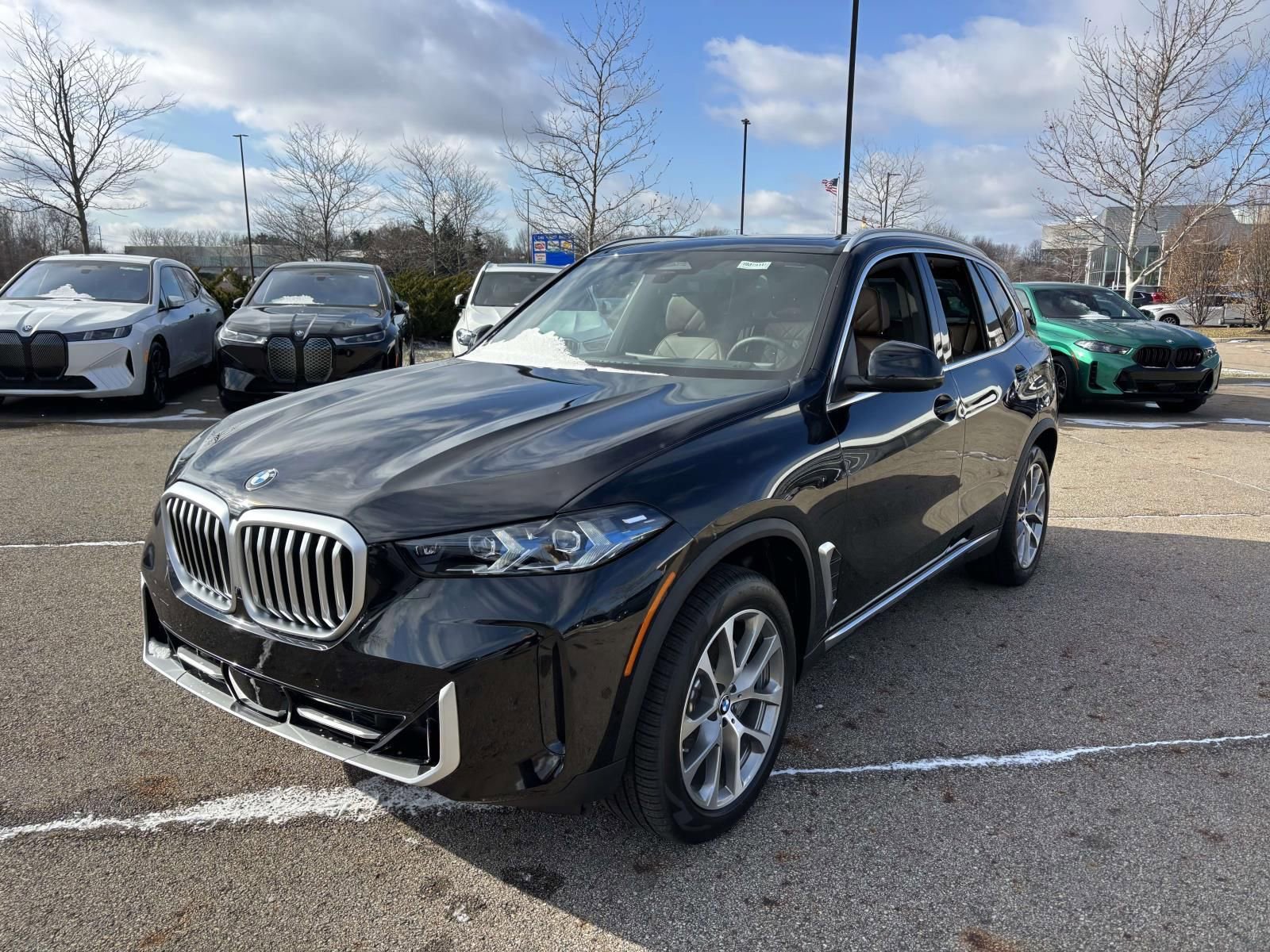 New 2026 BMW X5 xDrive40i w/ Climate Comfort Package image 3