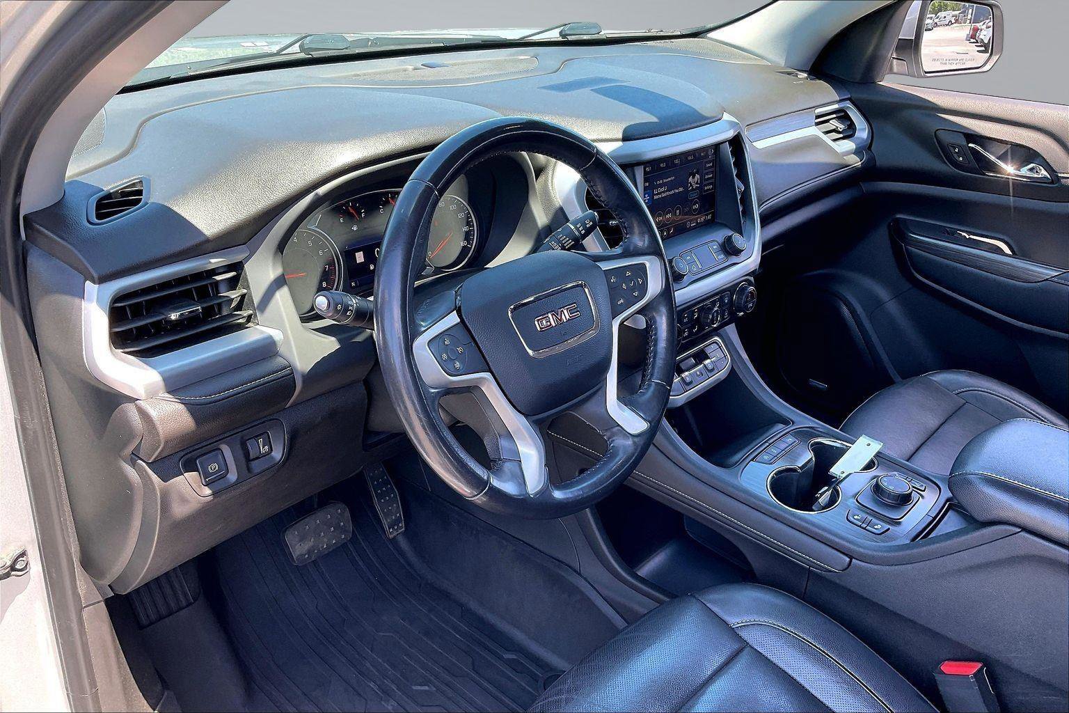 Used 2020 GMC Acadia SLT FWD image 15