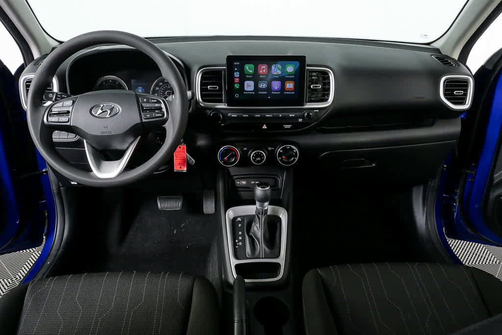 Used 2022 Hyundai Venue SE FWD image 17