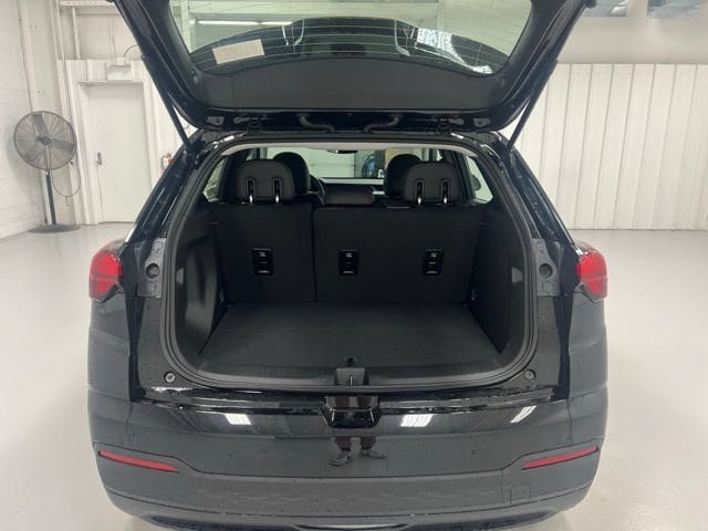 New 2027 Chevrolet Bolt RS FWD image 18