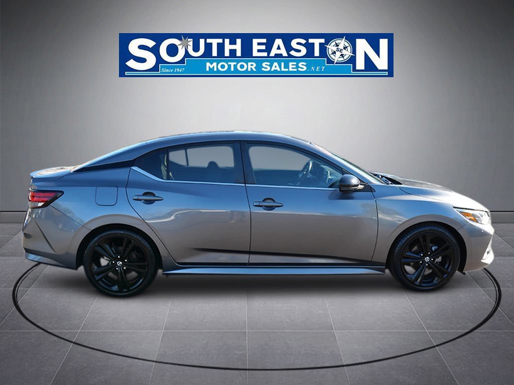 Used 2021 Nissan Sentra SR w/ Electronics Package FWD image 8