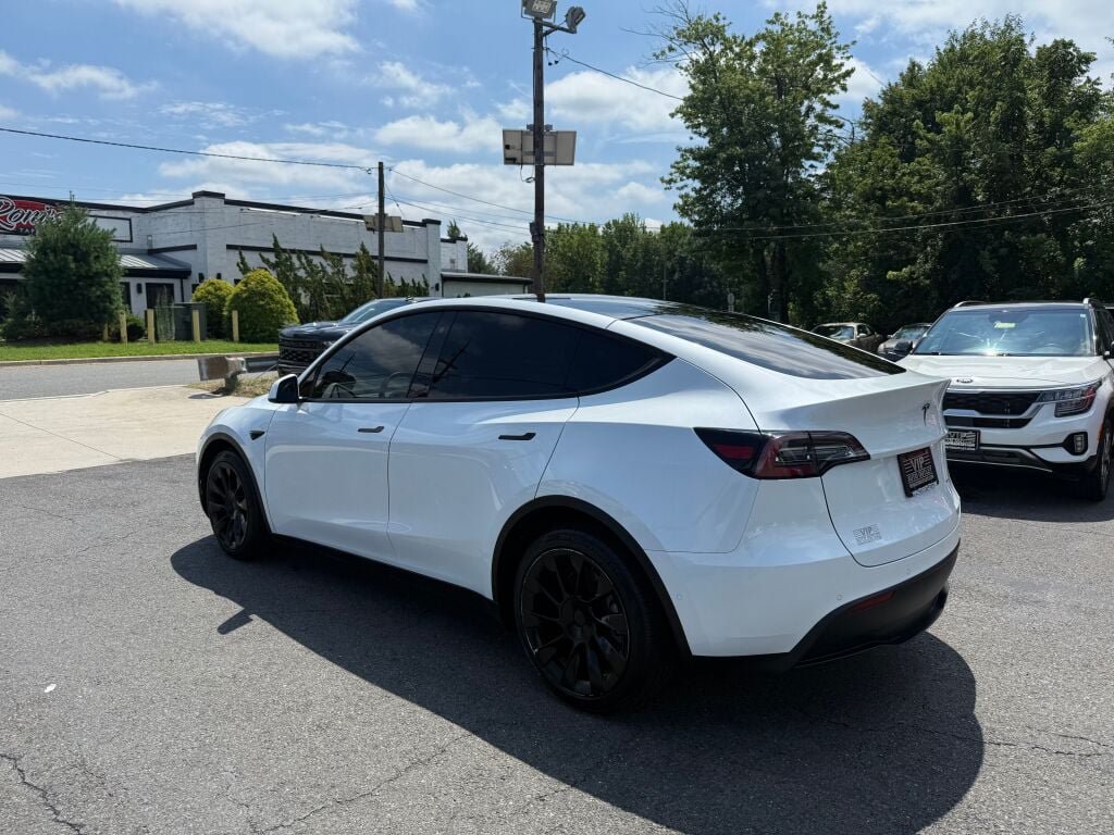 Used 2020 Tesla Model Y Long Range AWD/4WD image 5