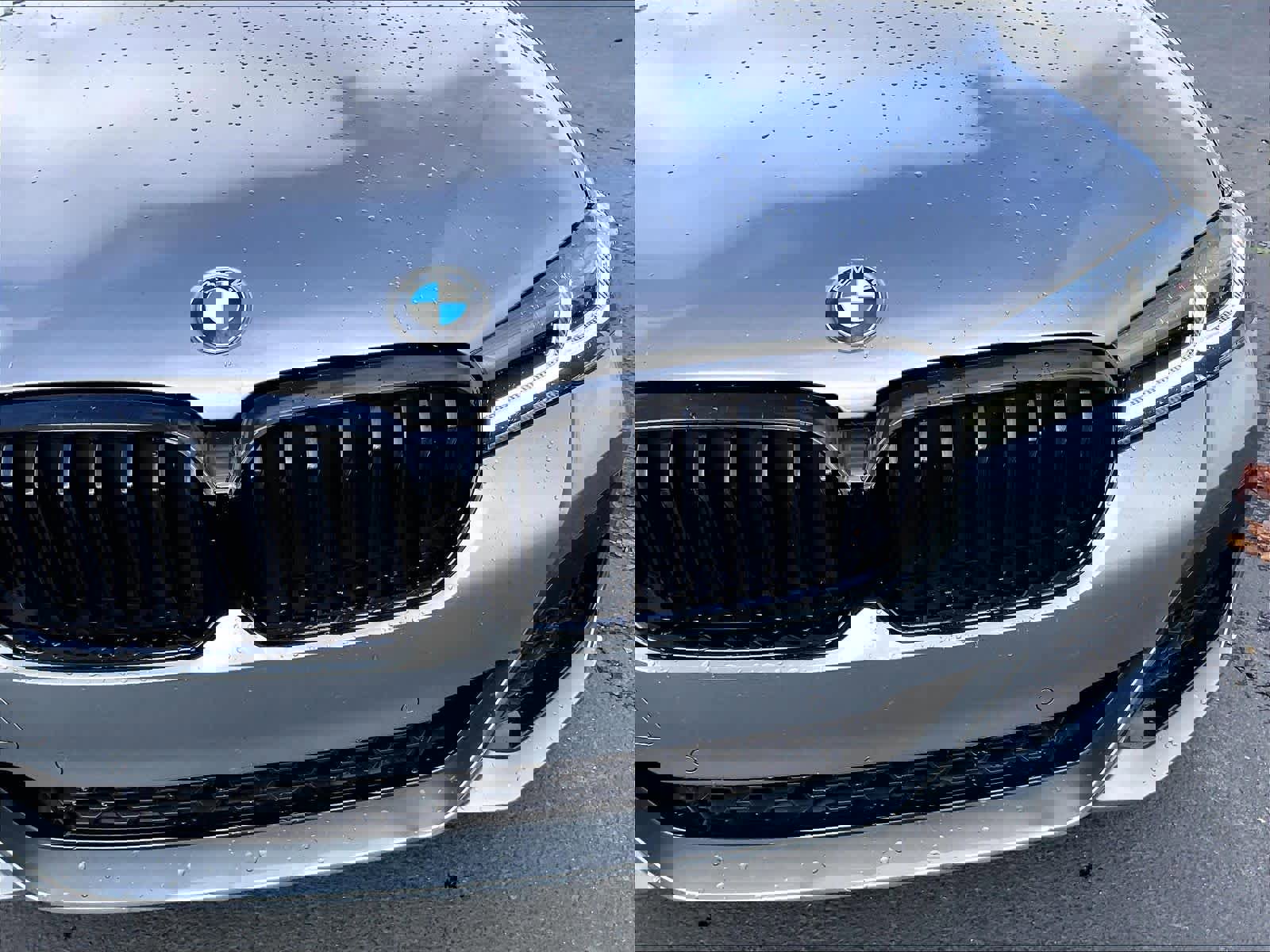 Used 2023 BMW 540i w/ M Sport Package image 31