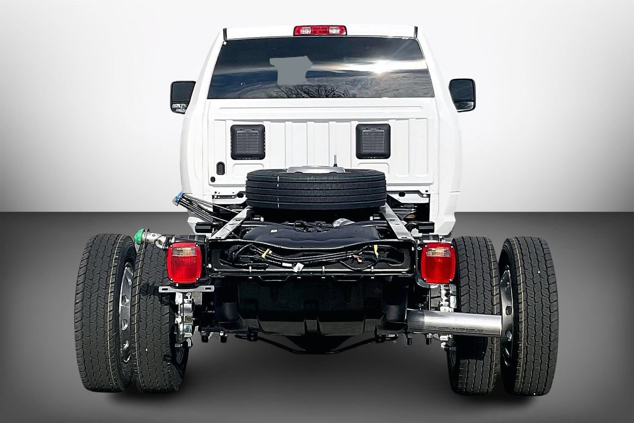 New 2026 RAM 4500 Tradesman w/ Chrome Appearance Group AWD/4WD image 7