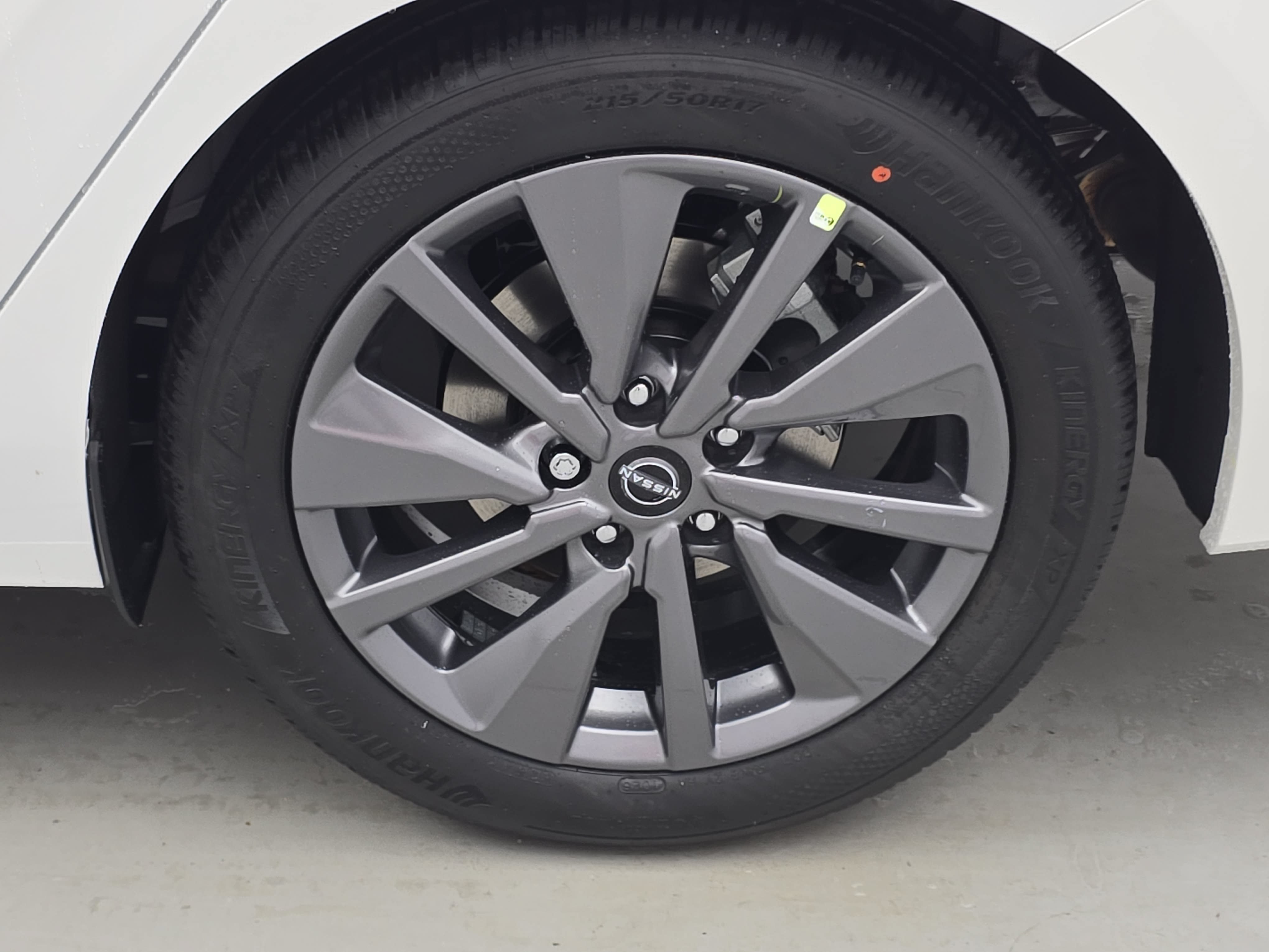 New 2026 Nissan Sentra SL w/ Floor Mat Package FWD image 33