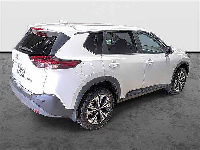 Used 2023 Nissan Rogue SV AWD/4WD image 4