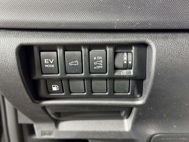 Certified 2025 Subaru Forester Limited image 19