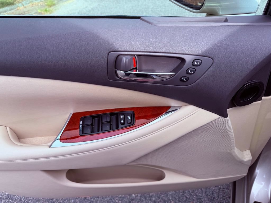 Used 2012 Lexus ES 350 FWD image 17