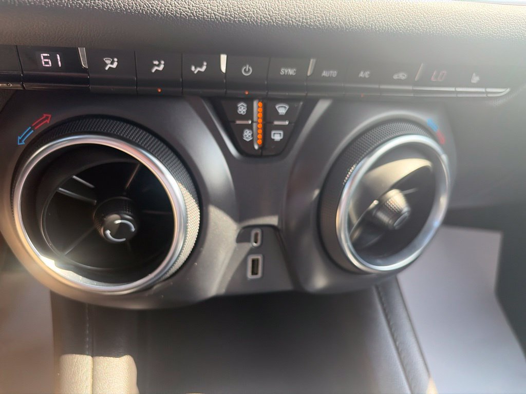 Used 2022 Chevrolet Blazer LT AWD/4WD image 36