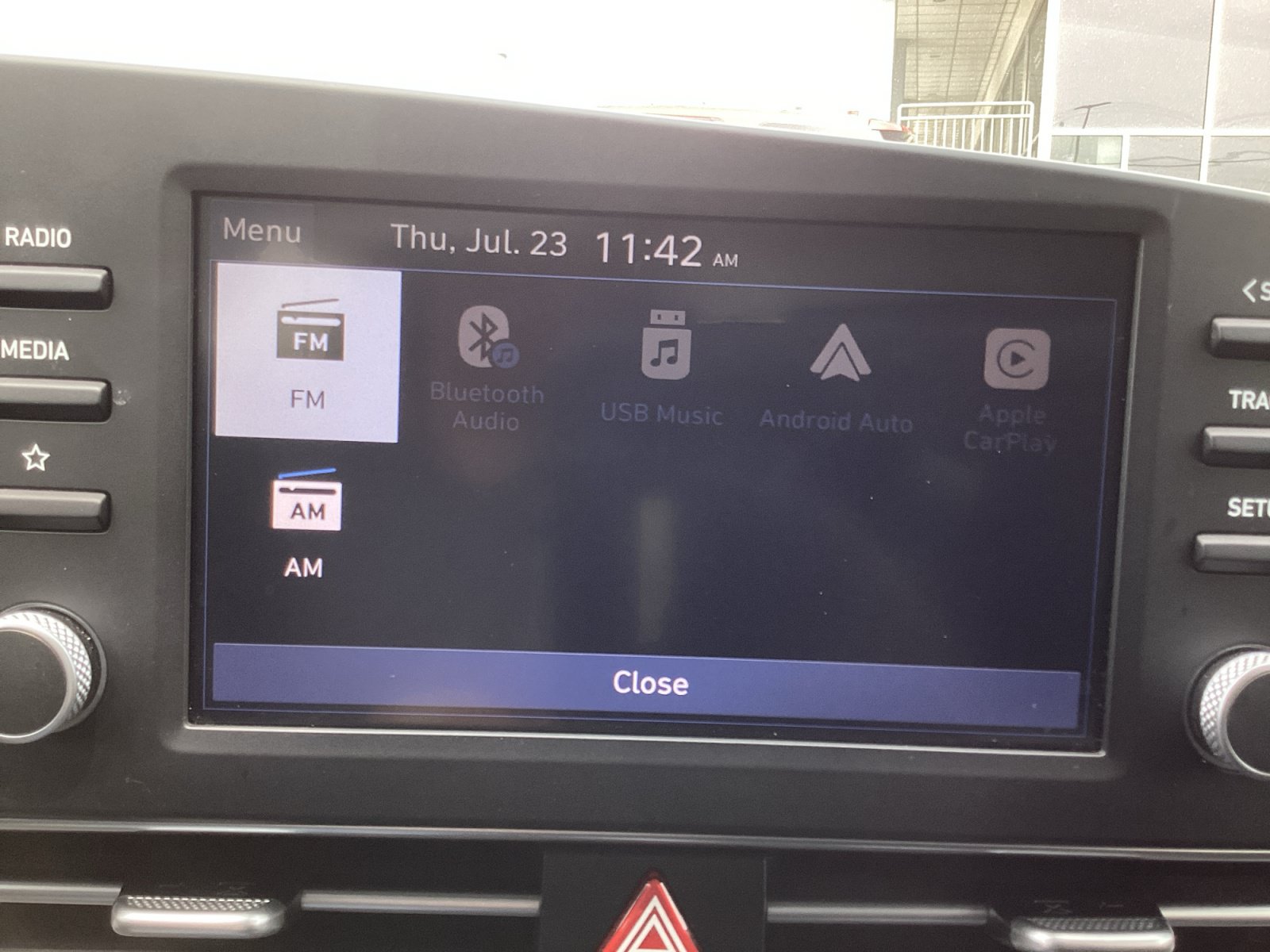 Used 2025 Hyundai Elantra SE w/ Cargo Package FWD image 17