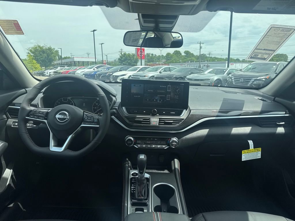 New 2026 Nissan Altima 2.5 SR w/ SR Premium Package FWD image 22