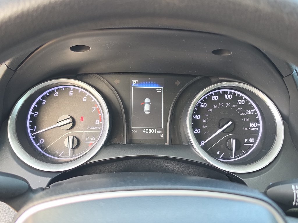 Used 2022 Toyota Camry LE FWD image 18