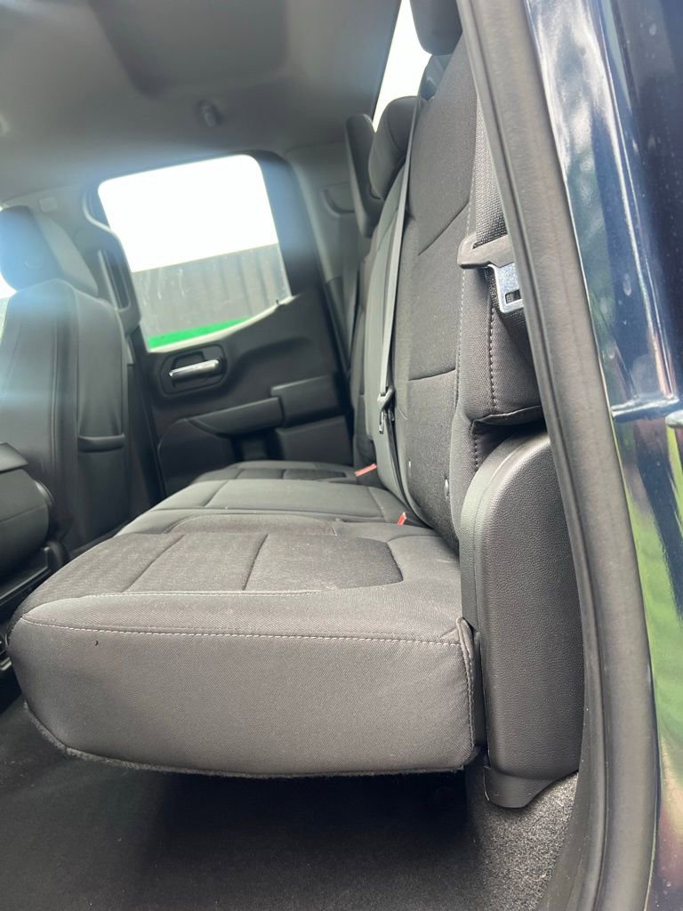 Used 2022 Chevrolet Silverado 1500 LT image 13