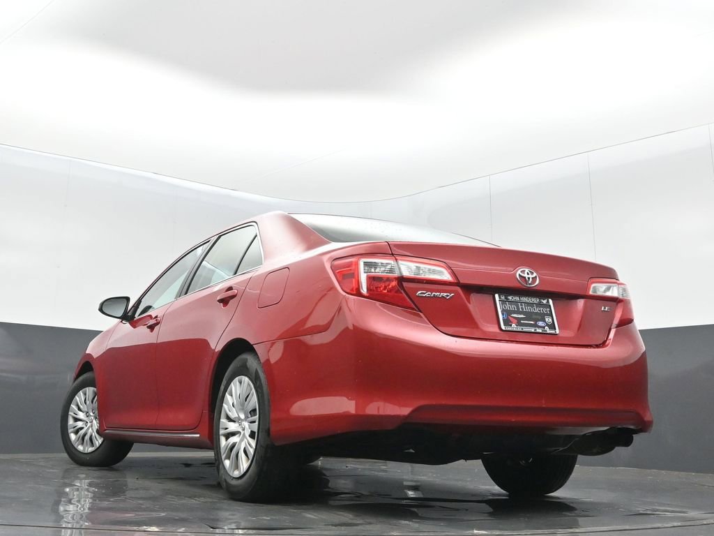 Used 2014 Toyota Camry LE FWD image 29