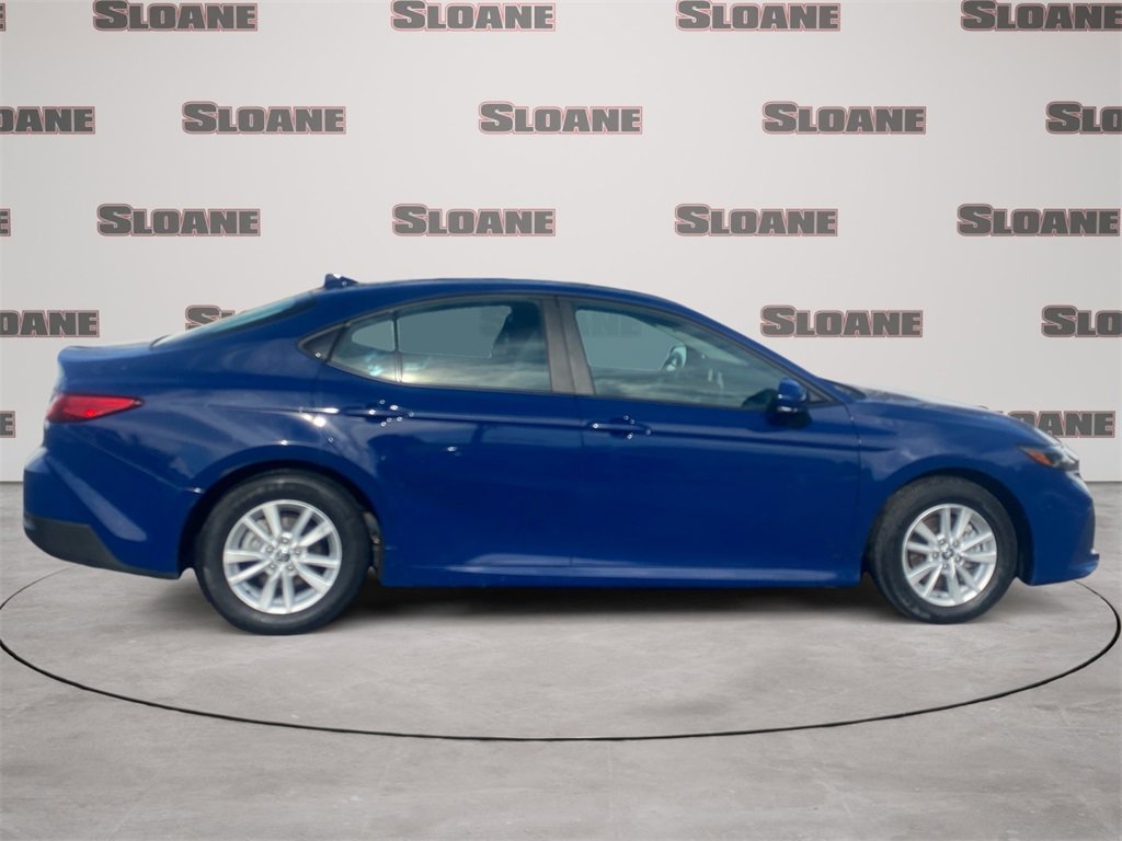 Used 2025 Toyota Camry LE image 6