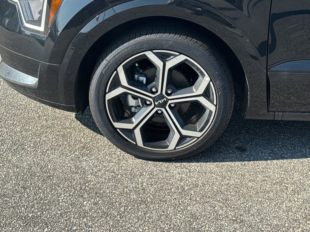 New 2024 Kia Niro EX Touring image 11