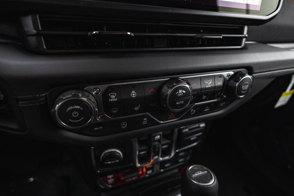 New 2026 Jeep Gladiator Rubicon AWD/4WD image 19