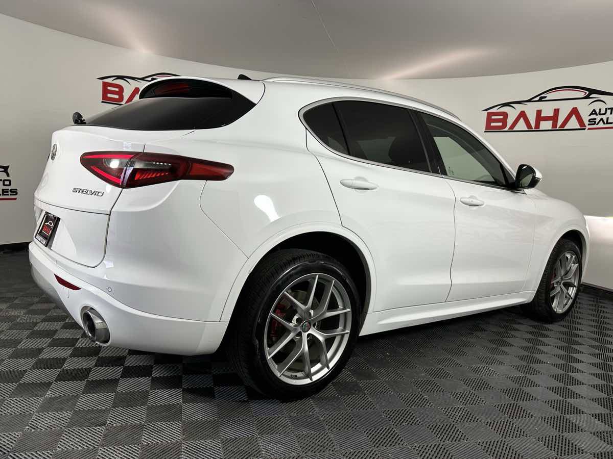 Used 2021 Alfa Romeo Stelvio Ti w/ Active Assist 2 Package TI image 9