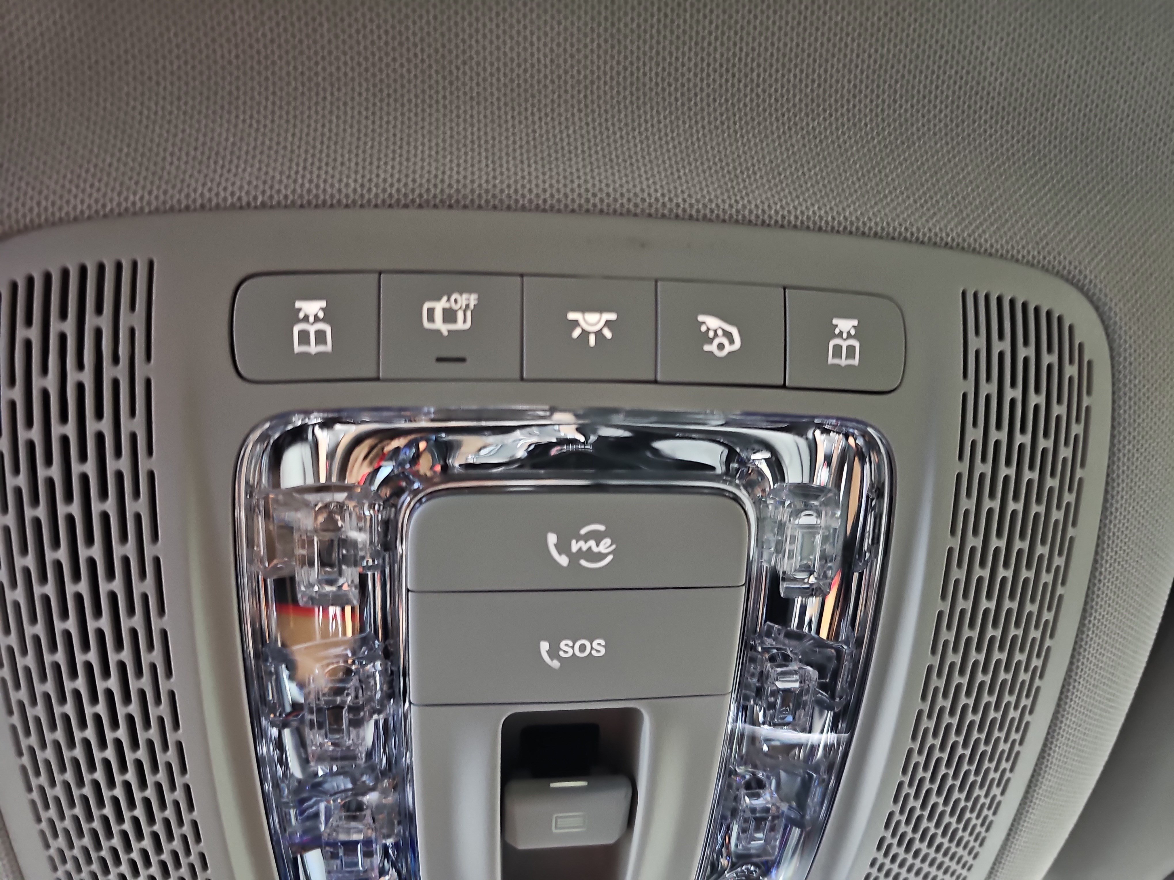 New 2026 Mercedes-Benz GLS 450 4MATIC image 26
