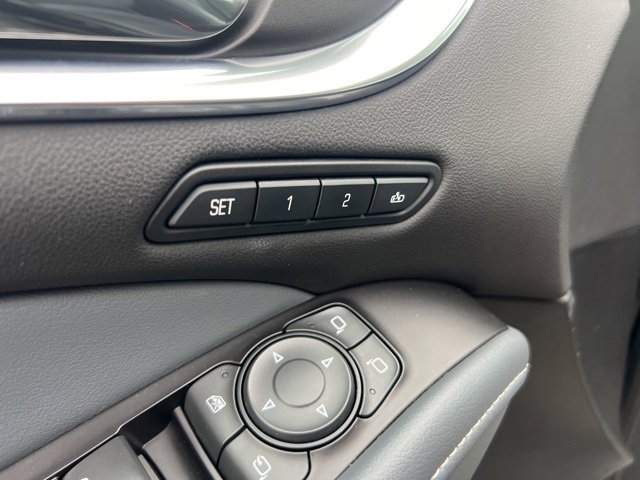 Used 2018 Buick Enclave Premium w/ Experience Buick Package image 8