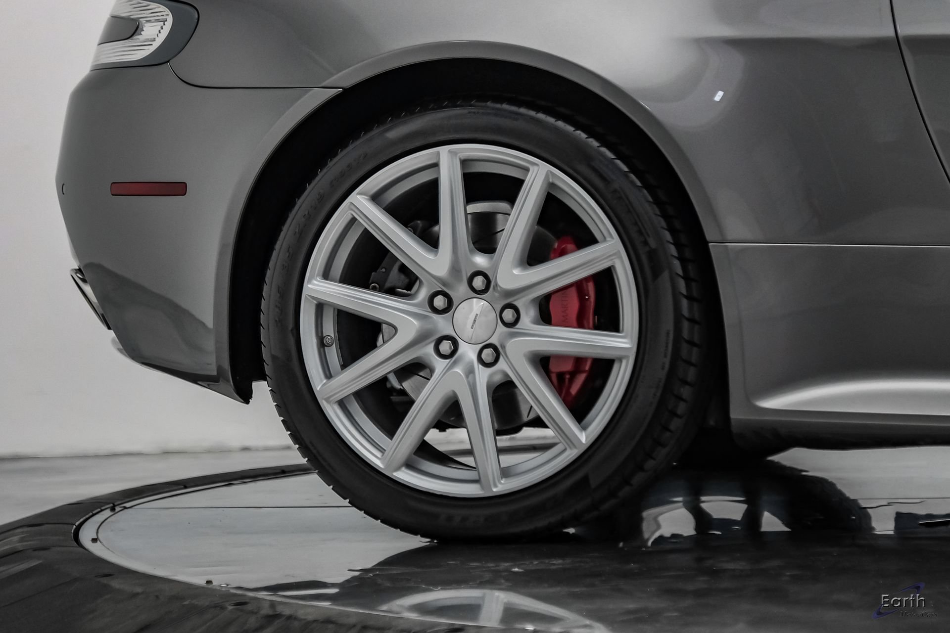 Used 2014 Aston Martin V8 Vantage S RWD image 96