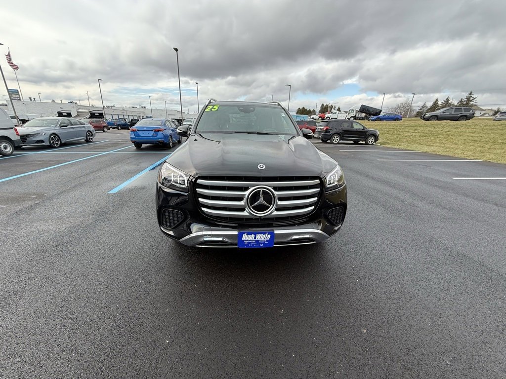 Used 2025 Mercedes-Benz GLS 450 4MATIC image 1