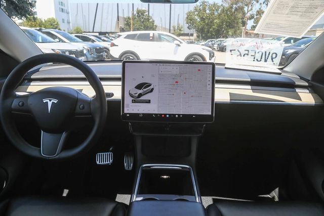 Used 2021 Tesla Model Y Long Range AWD/4WD image 13