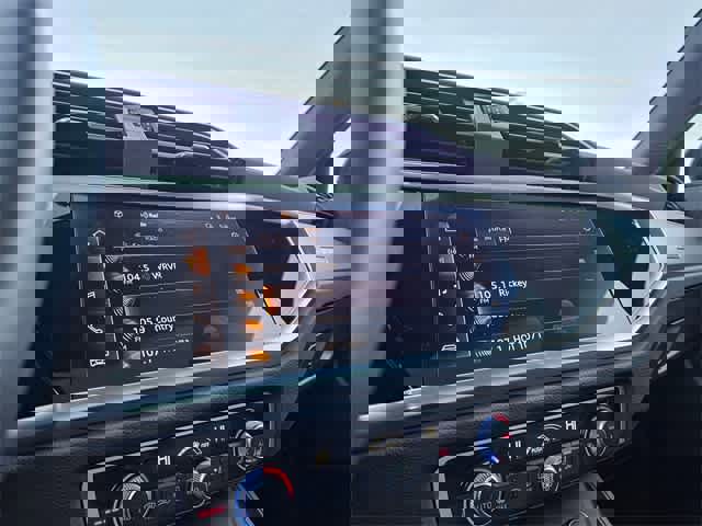 Used 2025 Audi Q3 2.0T Premium w/ Convenience Package image 29