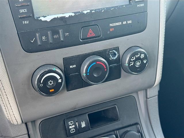 Used 2016 Chevrolet Traverse LS FWD image 16