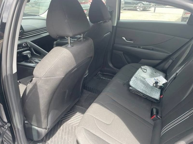 Used 2023 Hyundai Elantra SEL FWD image 12