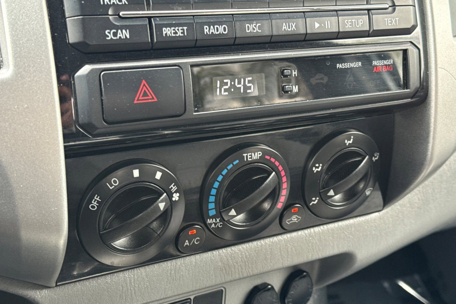 Used 2012 Toyota Tacoma PreRunner w/ SR5 Pkg RWD image 24