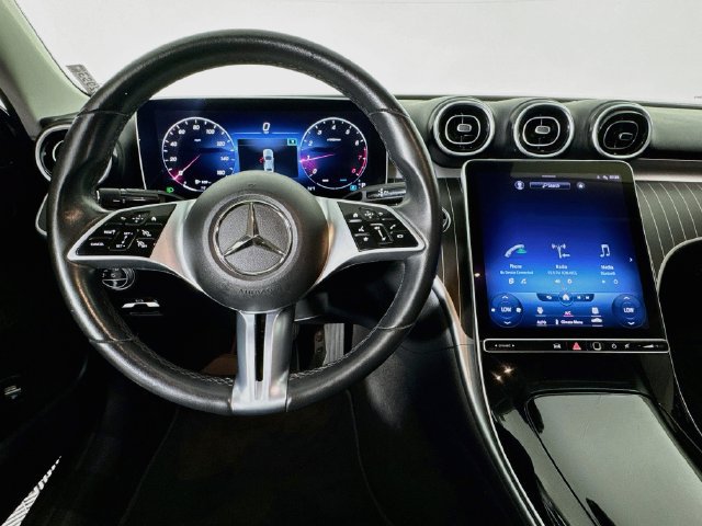 Used 2023 Mercedes-Benz C 300 Sedan image 10
