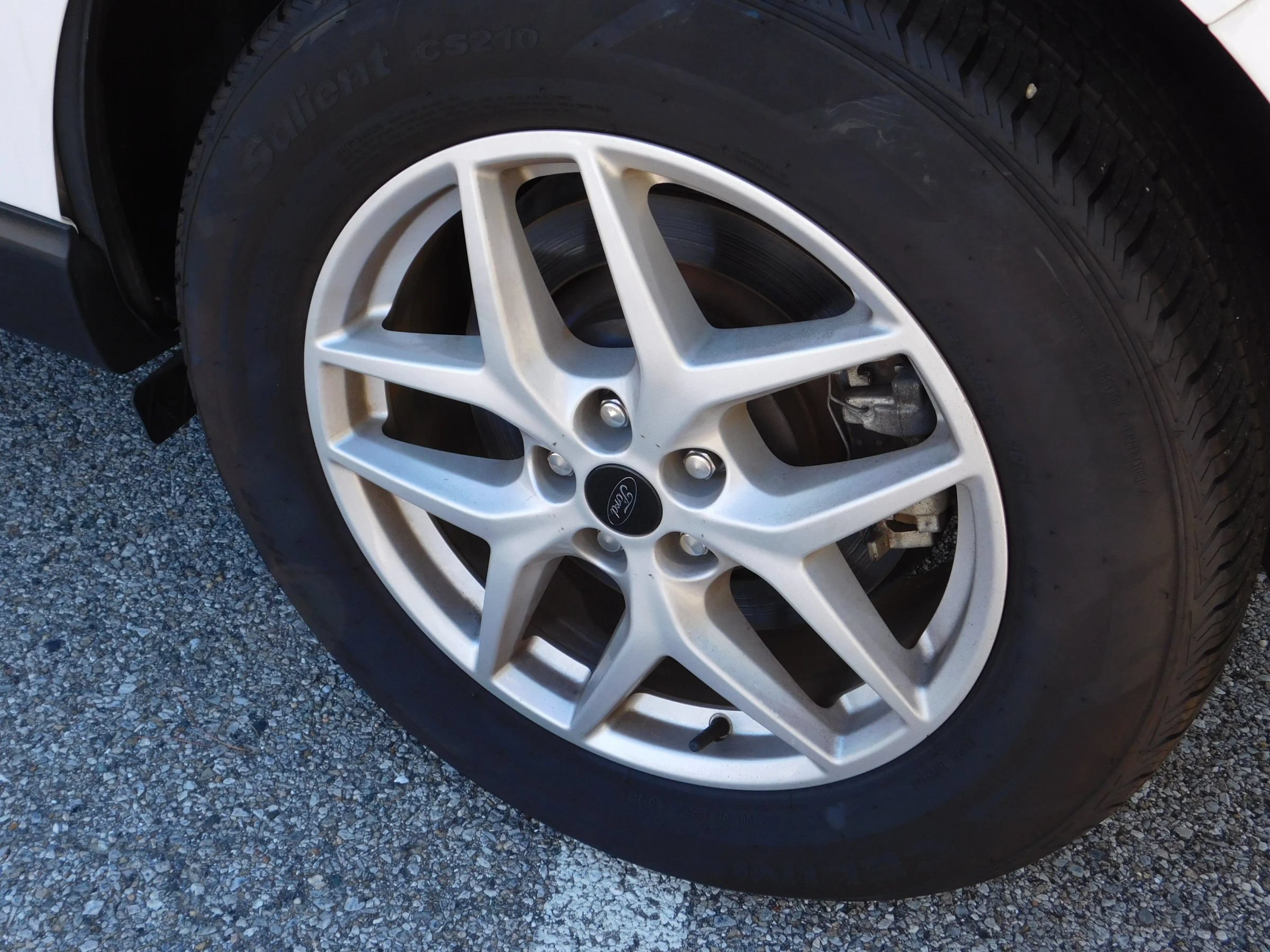 Used 2023 Ford Edge SEL AWD/4WD image 12