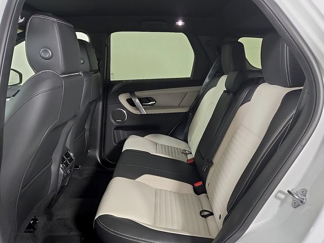 New 2026 Land Rover Discovery Sport Landmark AWD/4WD image 8
