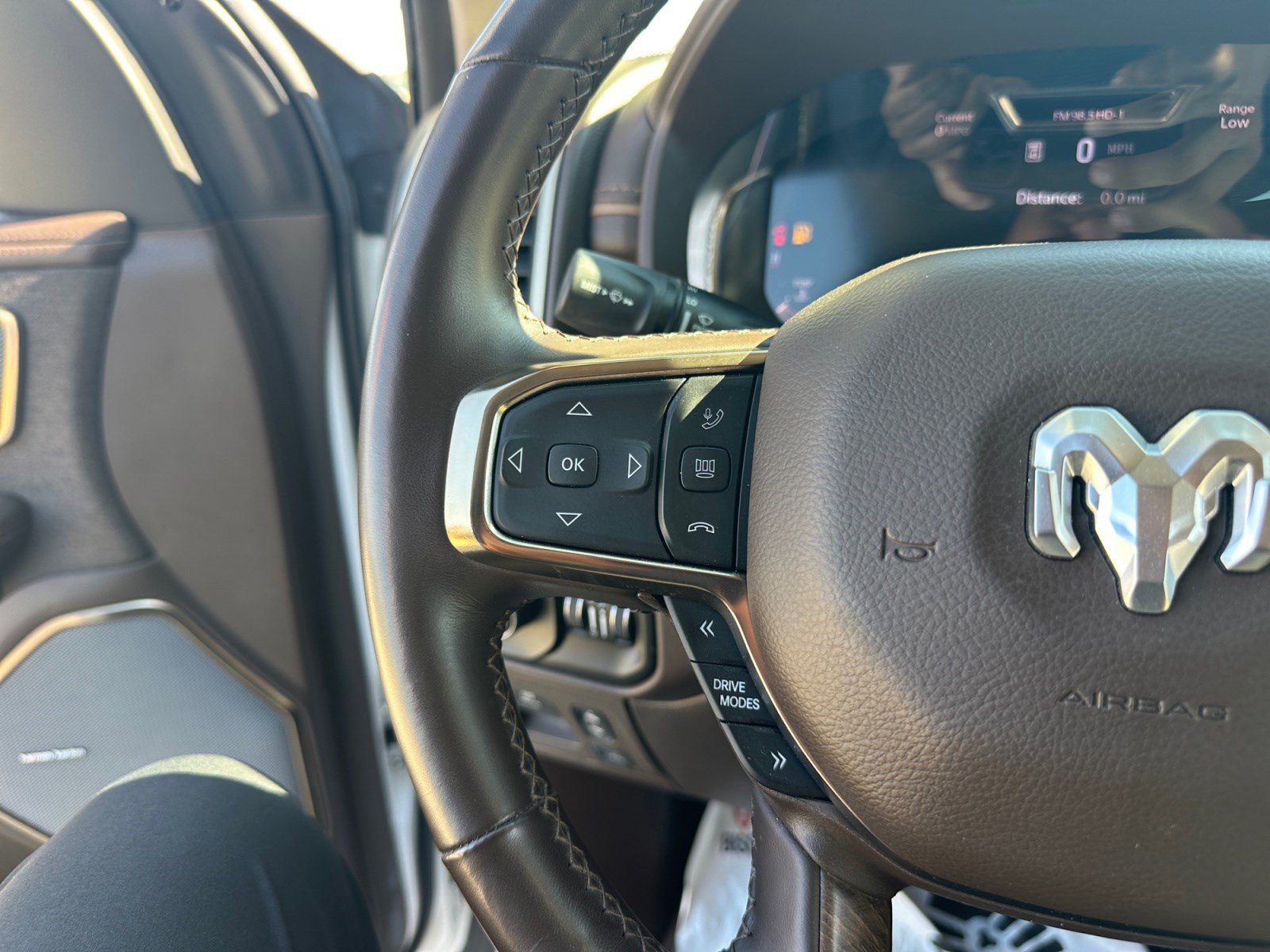Used 2025 RAM 1500 Limited AWD/4WD image 20