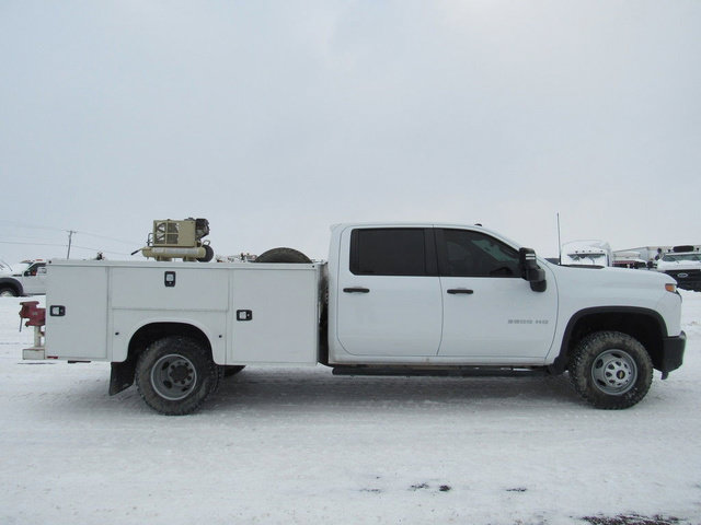 Used 2022 Chevrolet Silverado 3500 W/T w/ WT Convenience Package RWD image 2