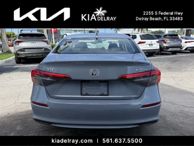 Used 2024 Honda Civic Touring image 4