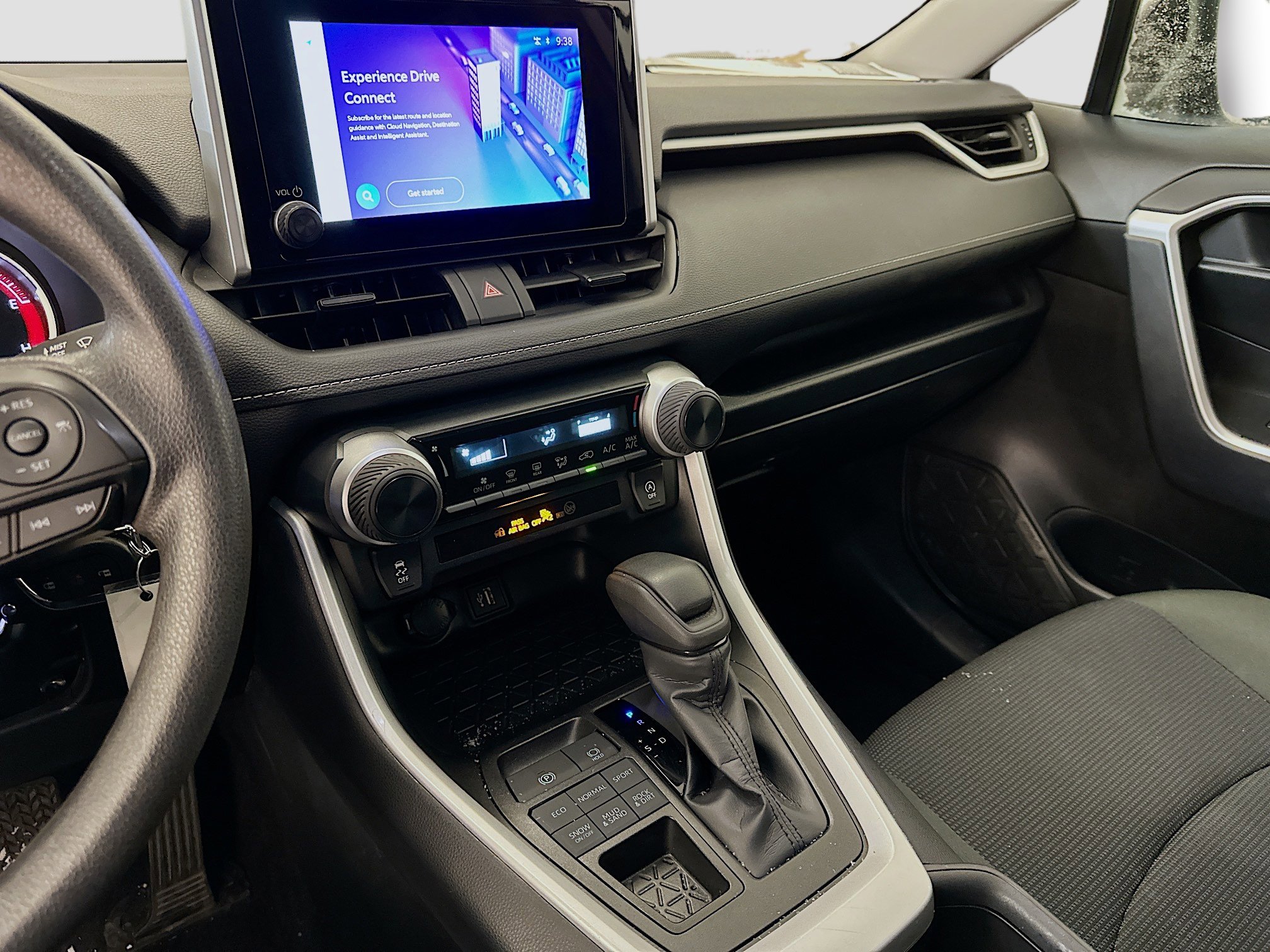 Used 2025 Toyota RAV4 LE image 26