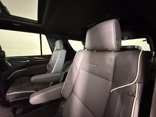 Certified 2024 Cadillac Escalade Premium Luxury AWD/4WD image 27