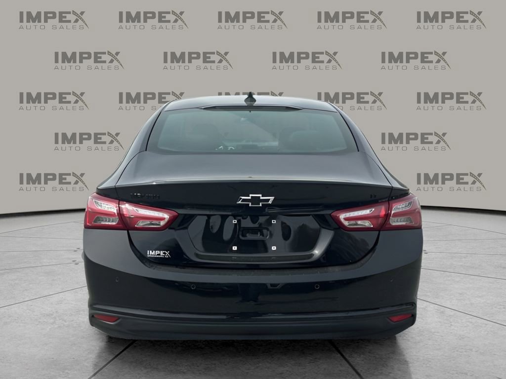 Used 2024 Chevrolet Malibu LT w/ Midnight Edition image 5