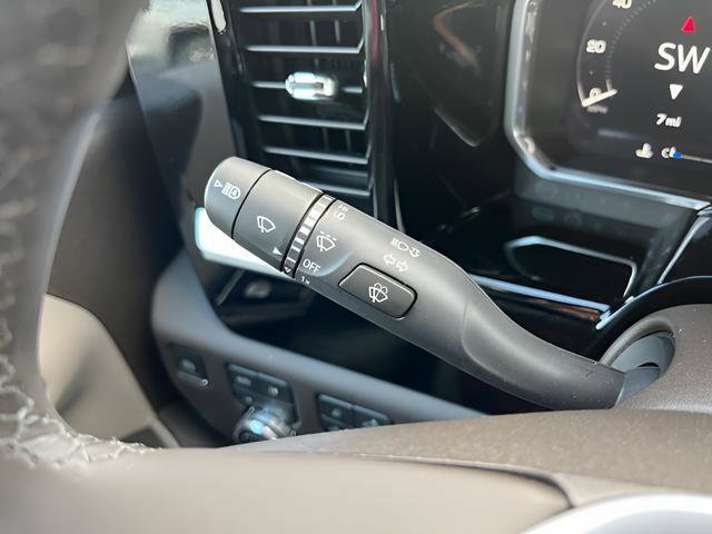 New 2026 GMC Sierra 2500 SLT w/ Max Trailering Package image 16