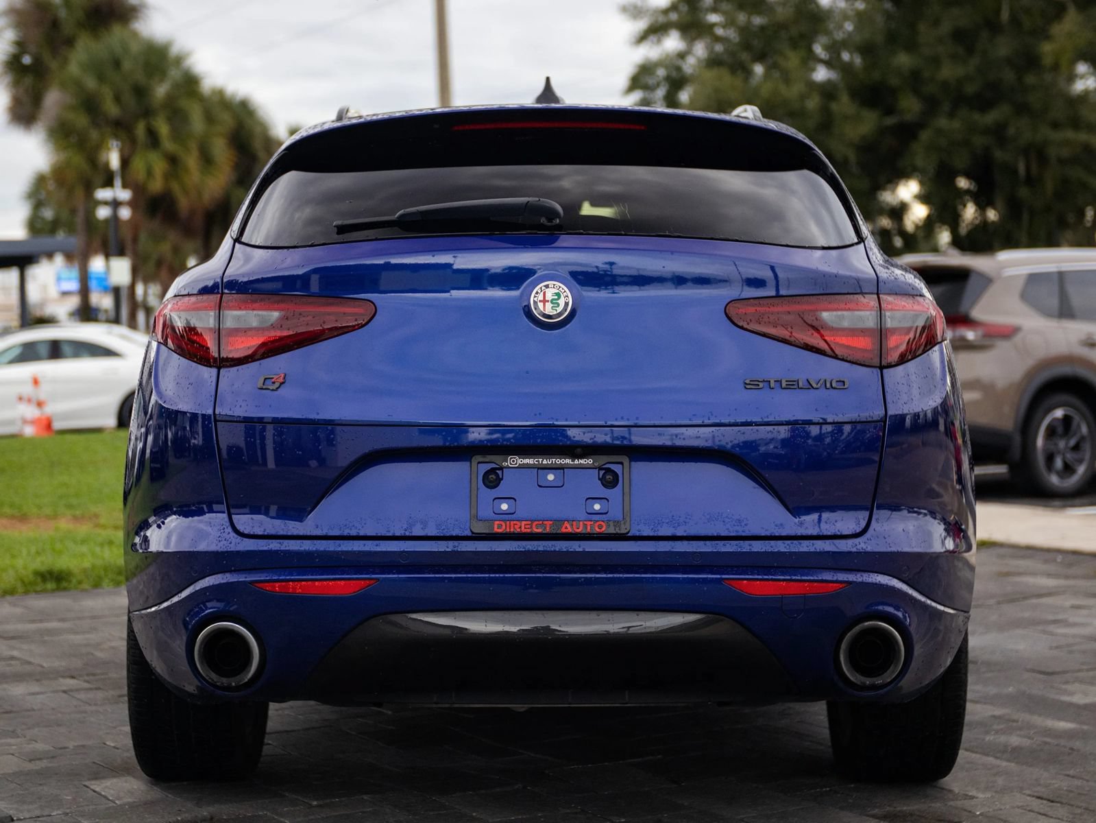 Used 2021 Alfa Romeo Stelvio Ti w/ Nero Edizione AWD/4WD image 11