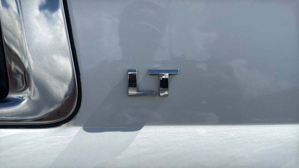 Used 2019 Chevrolet Suburban LT AWD/4WD image 6