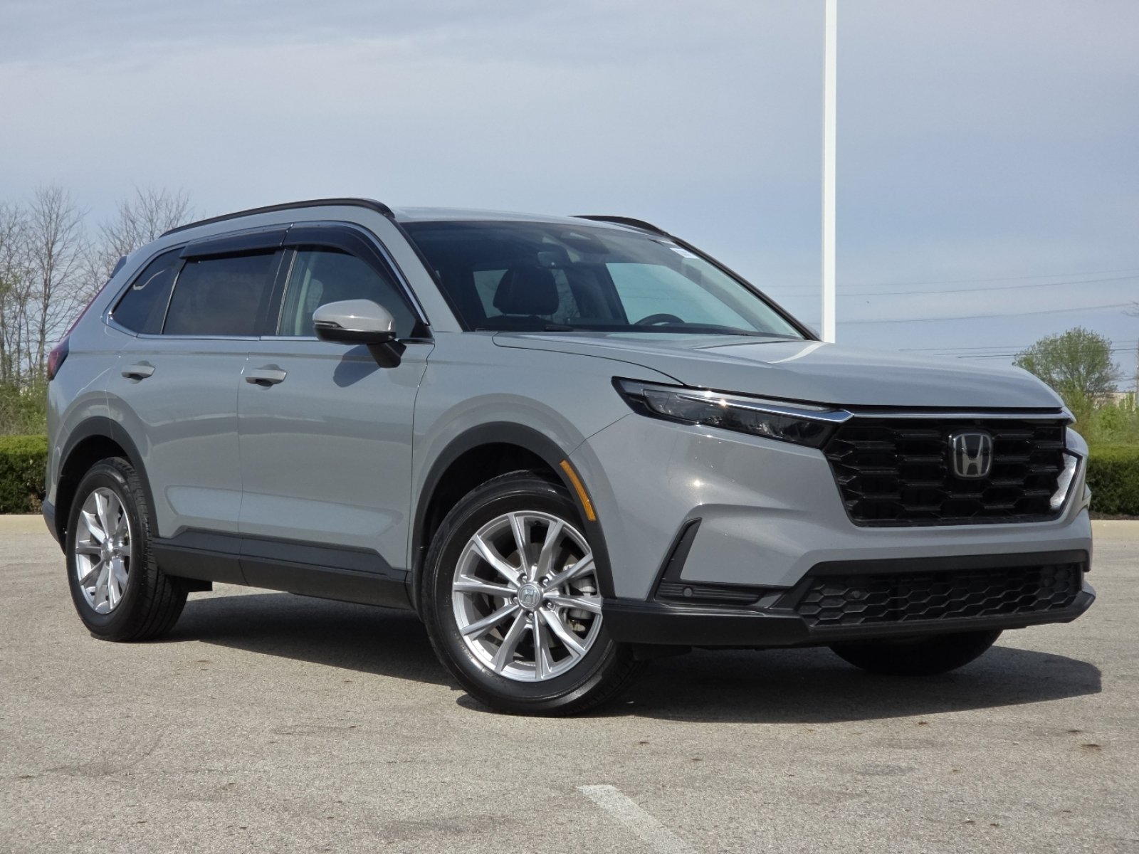 Used 2025 Honda CR-V EX-L image 2