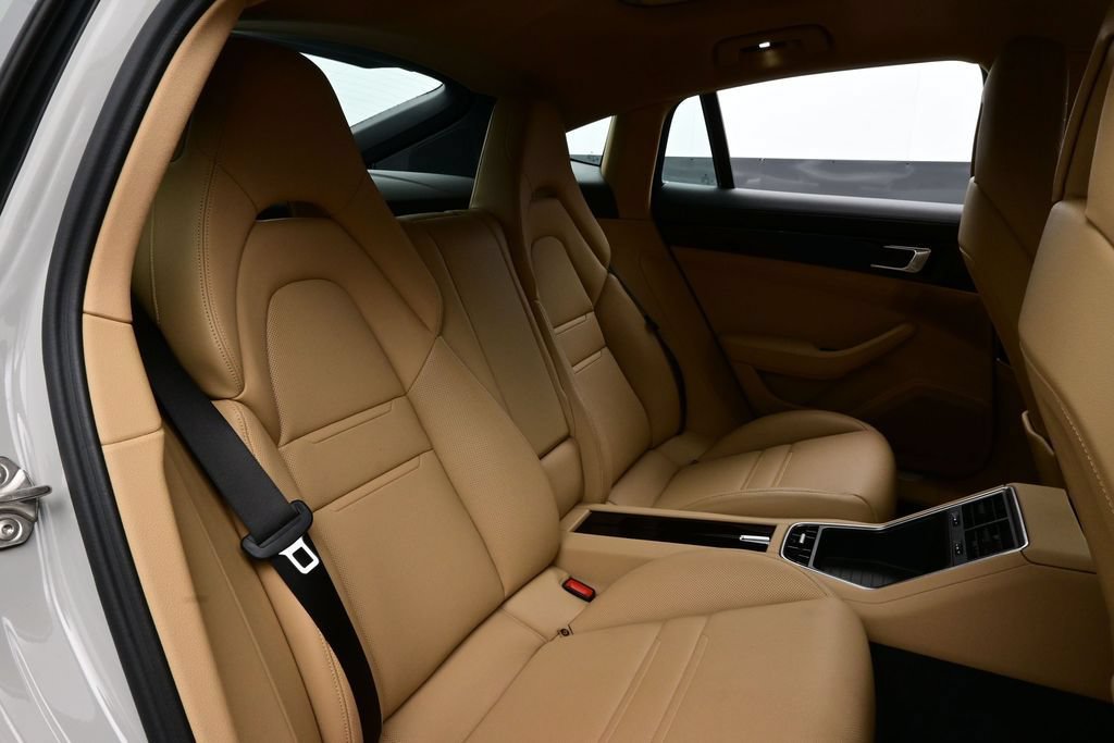 Certified 2023 Porsche Panamera 4S AWD/4WD image 17