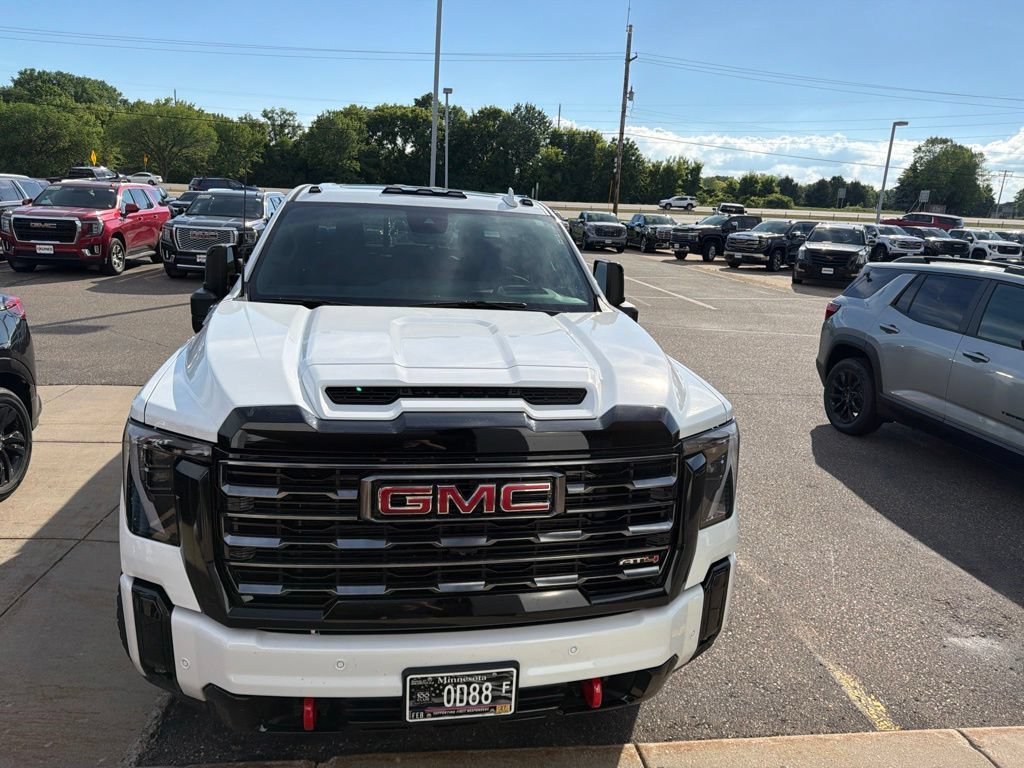 Used 2025 GMC Sierra 3500 AT4 w/ AT4 Premium Plus Package AWD/4WD image 24