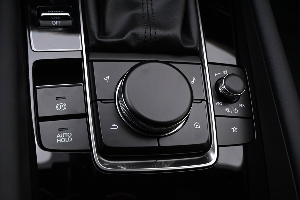 New 2026 MAZDA MAZDA3 Carbon image 32