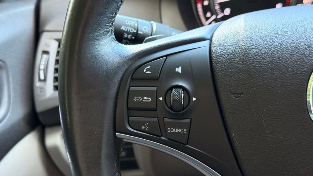 Used 2017 Acura MDX FWD w/ Technology Package image 17