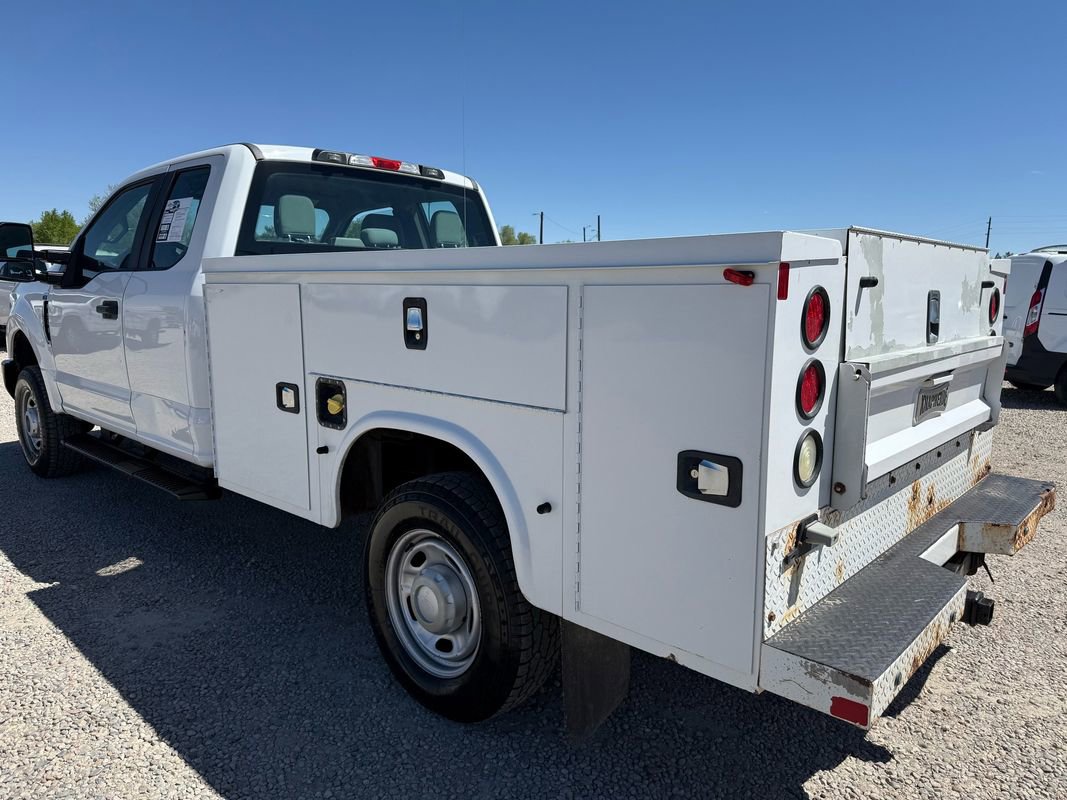 Used 2017 Ford F250 XL w/ Power Equipment Group AWD/4WD image 7