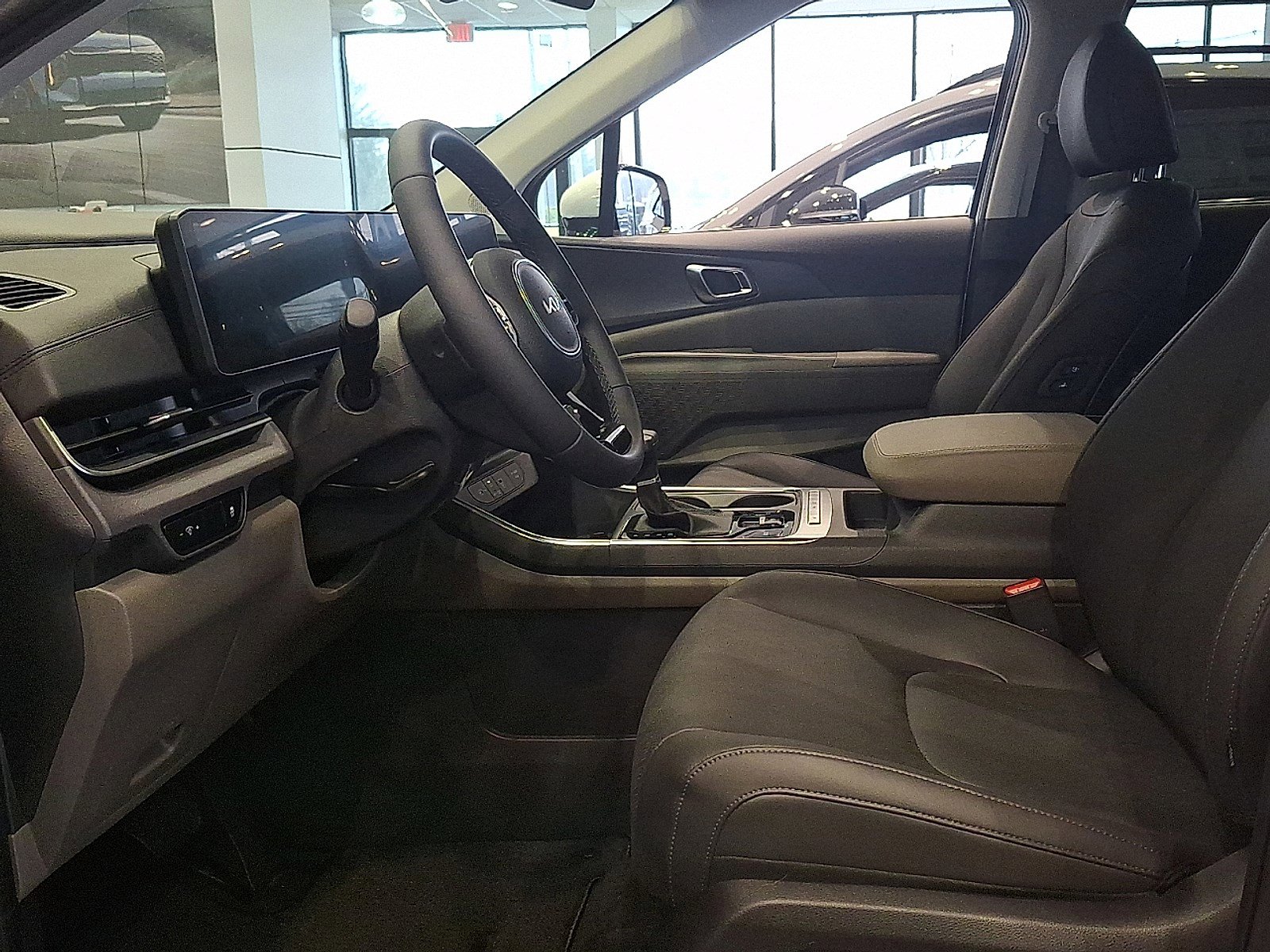 New 2026 Kia Carnival EX FWD image 11
